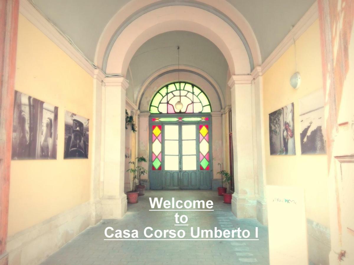 דירות סירקוזה Casa Corso Umberto I, Historic Main Street מראה חיצוני תמונה